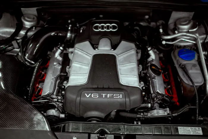 Audi S4 dzinēja remonts autoservisā Rīgā